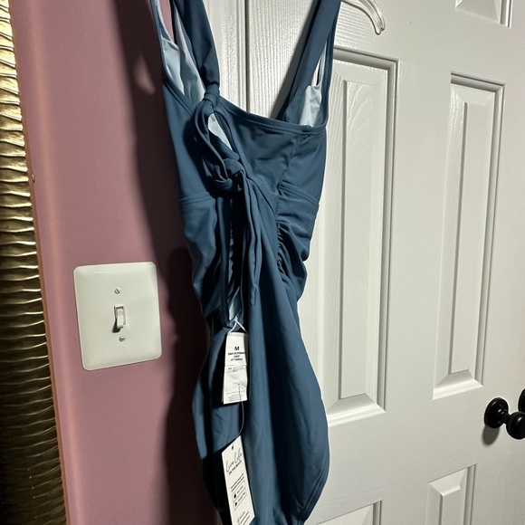 CUPSHE ONE PIECE SWIMSUIT 🩱 - Picture 2 of 7